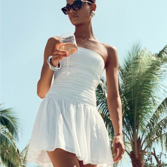 Abercrombie and Fitch Emerson Drop Waist Mini Dress - Picture 1 of 5